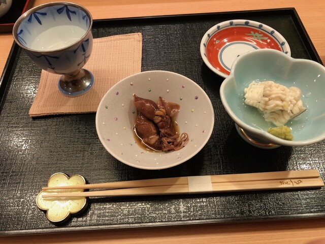 The moment of blooming the panorama of deliciousness ∴ Ueno Sushi Shop