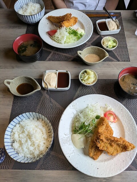 오래전부터 홋카도에 와서 먹고 싶었던 “ホッケフライ”. 정말 맛있어요! ψ(*^O ^*)ψ♪