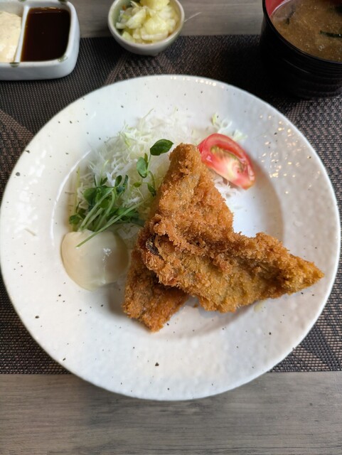 오래전부터 홋카도에 와서 먹고 싶었던 “ホッケフライ”. 정말 맛있어요! ψ(*^O ^*)ψ♪