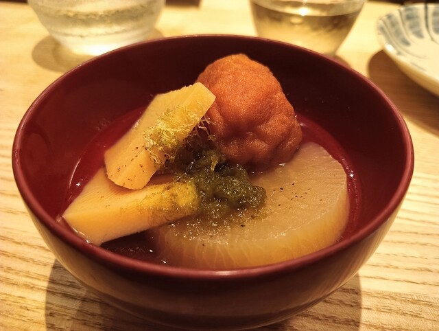久しぶりにウオキンブテンで新鮮なブルーフィンチューハイムと日本酒を楽しむ。