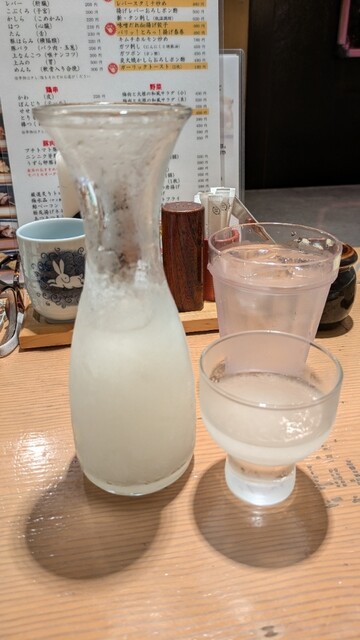 [再訪をお勧めします] [単独で利用する女性客にぴったり！] 冷凍日本酒は本当においしいです！♥
