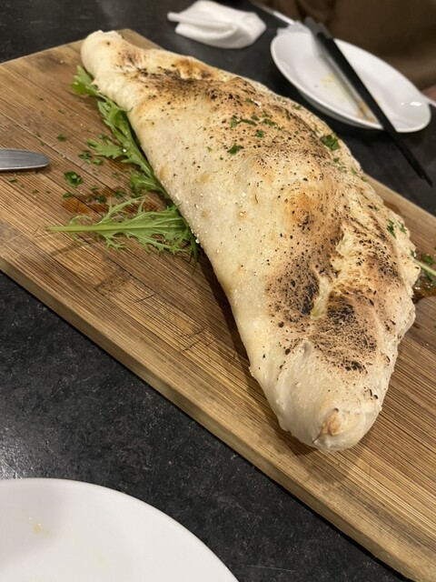 칼투네는 맛이 훌륭하고 분위기가 최고인 가게입니다!