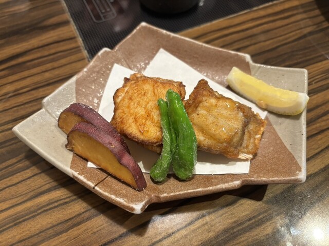 테사, 테치리, 그리고 튀김까지, 천연 오징어 세트입니다. 비렛주도 맛있어요.