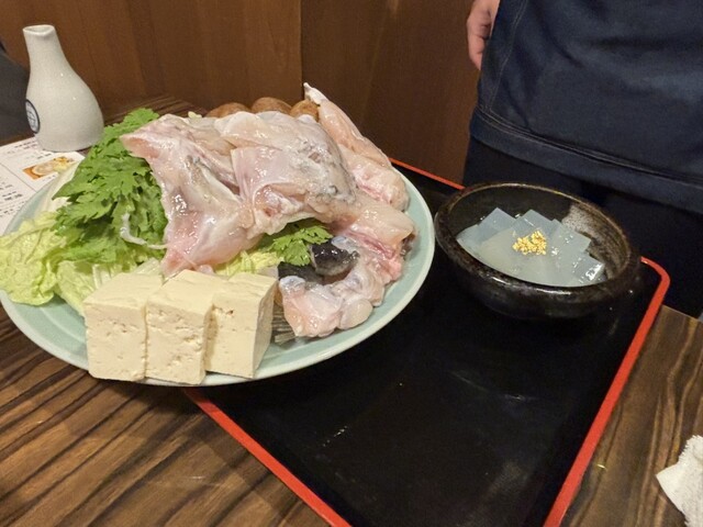 테사, 테치리, 그리고 튀김까지, 천연 오징어 세트입니다. 비렛주도 맛있어요.