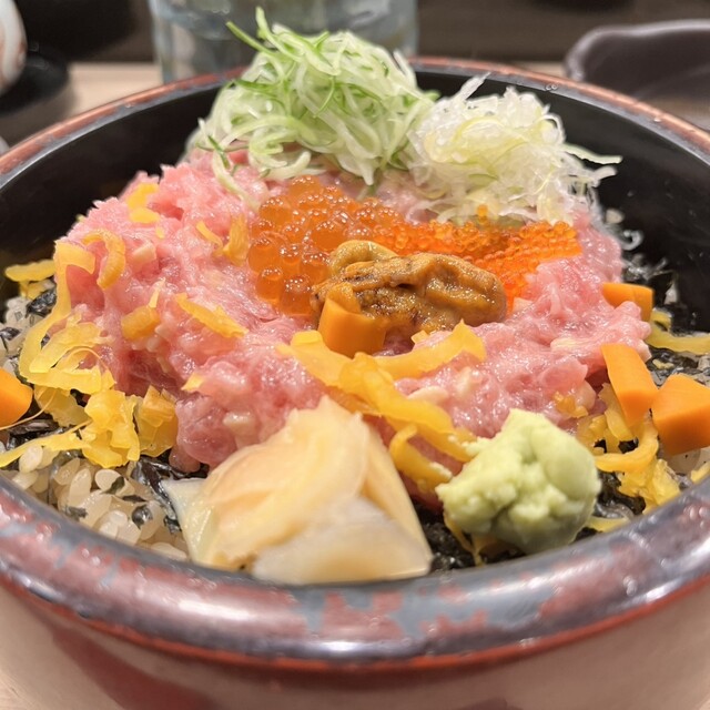 바쿠난떡덮밥