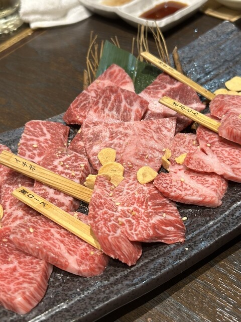 만약 정육류를 좋아한다면 절대 놓칠 수 없는 옛날의 대표적인 고급 구이식 레스토랑!