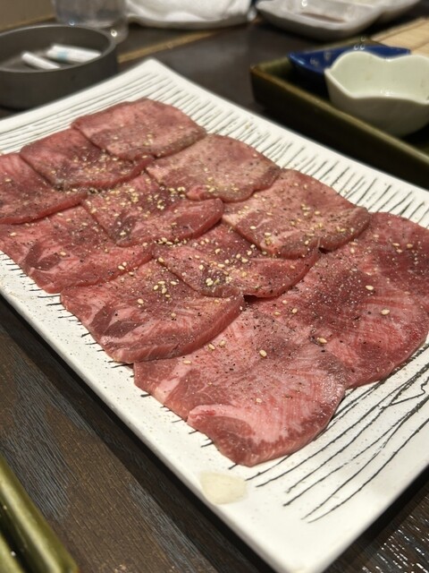 만약 정육류를 좋아한다면 절대 놓칠 수 없는 옛날의 대표적인 고급 구이식 레스토랑!