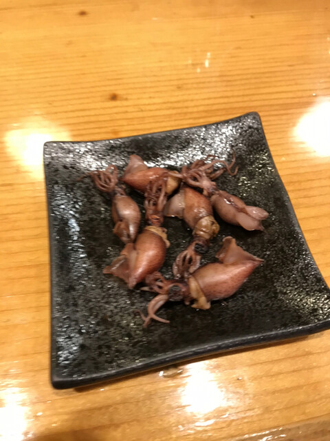 아이들에게刺身을 먹이게 해보세요. 점심도 제공합니다 (어린이 친화적인 가게)