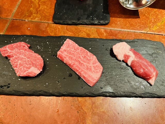 오이마치역 근처의 용암구이고기 인기집