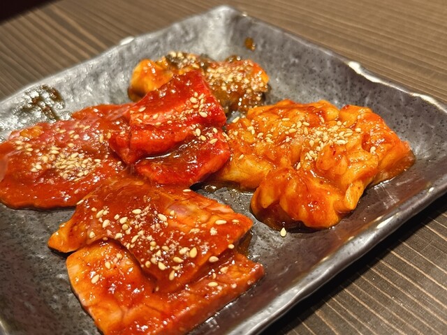 심야까지 영업하는 신선한 맛! 맛도 훌륭하다는 홀몬.