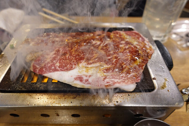 [銀座] 大阪焼肉ホルミンふたご銀座 - 第二世代の専門ラップスタイル和牛カルビ | シェーザーとしてハイボールを。