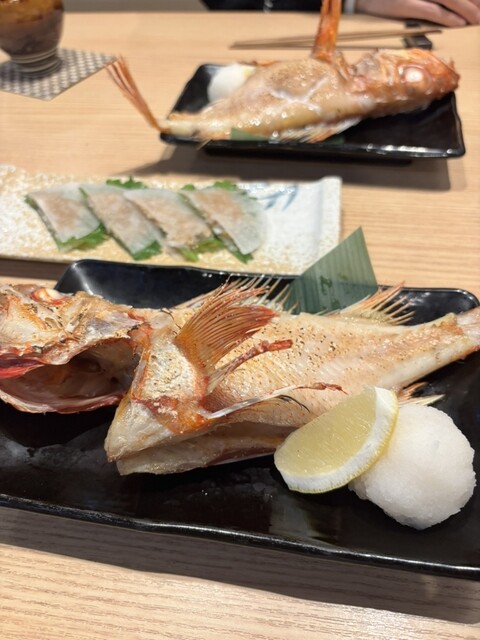 新宿三丁目のキンメダイ センモン居酒屋太閣坊ゾーンで、豪華な夜を楽しみましょう!