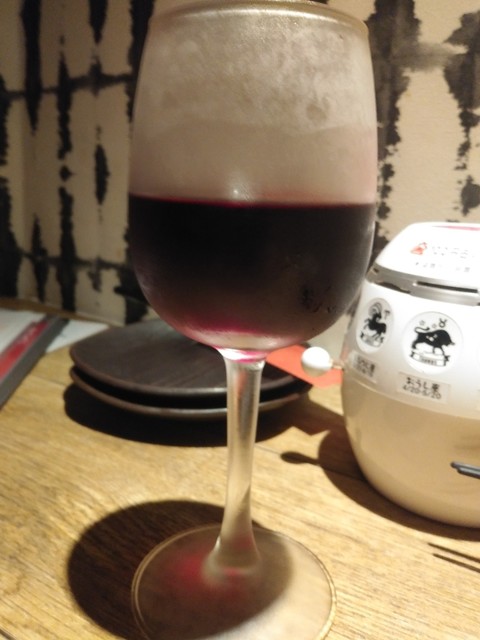 일요일에 캐치쿤에게 잡혔어. 생맥주 포함한 음료 무제한 서비스가 1,200엔이야.