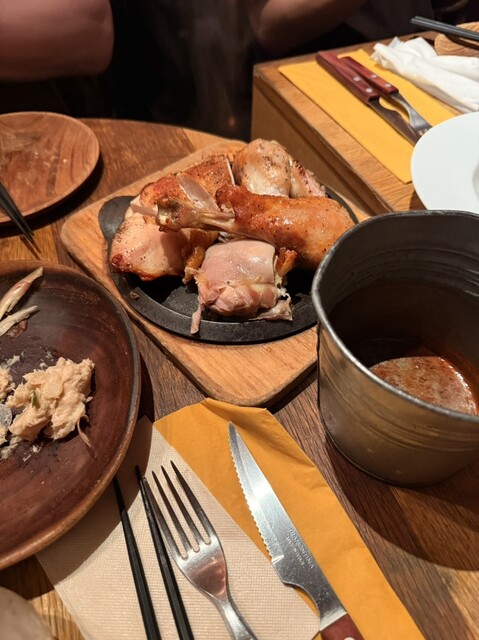 YONA YONA BEER WORKS青山店에서 맥주 사진을 찍는 것을 깜빡했어요! 웃기네요