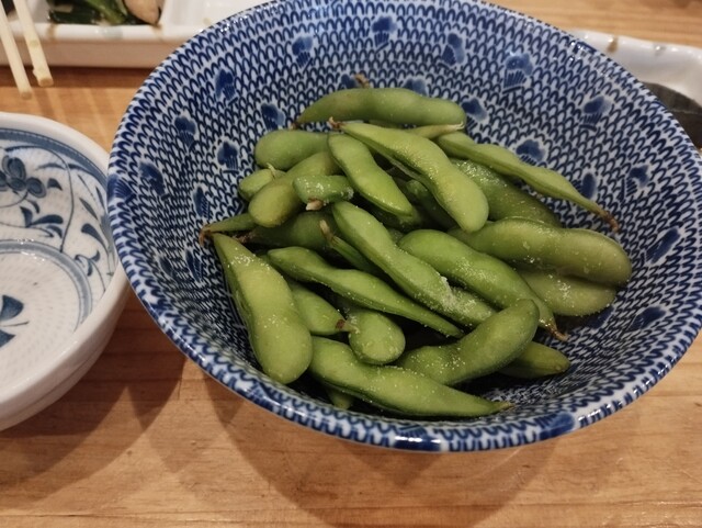 유명한 일본술이 준비되어 있지만, 바로 제공하는 비용이 높은 것 같습니다.