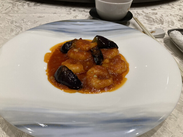 개방된 방을 이용하여 마음껏 맛과 대화를 즐길 수 있었습니다.