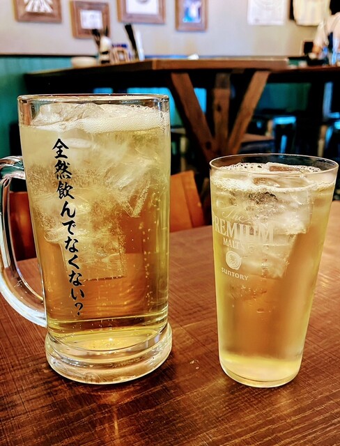 豪華な日本酒とロバタグリルを楽しむ夜