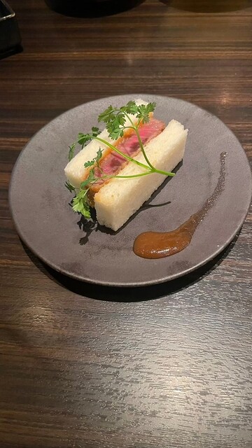 洗練された「本格的な」焼肉。
