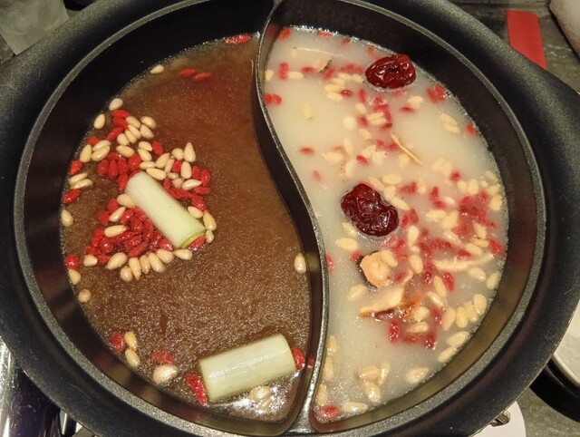 떡코케맹리의 고급 약선불비 전문점.