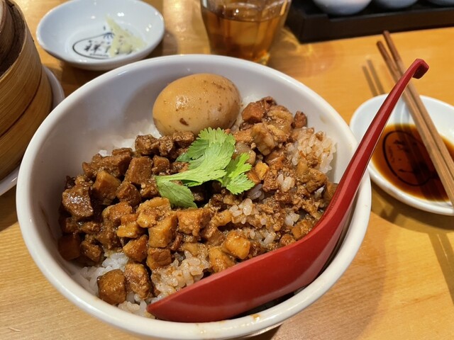 便利で美味しい本格的な中国料理が、中道駅からほど近い場所にあります！