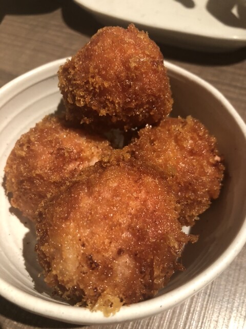 정말 후회스럽지만 맛있어요.