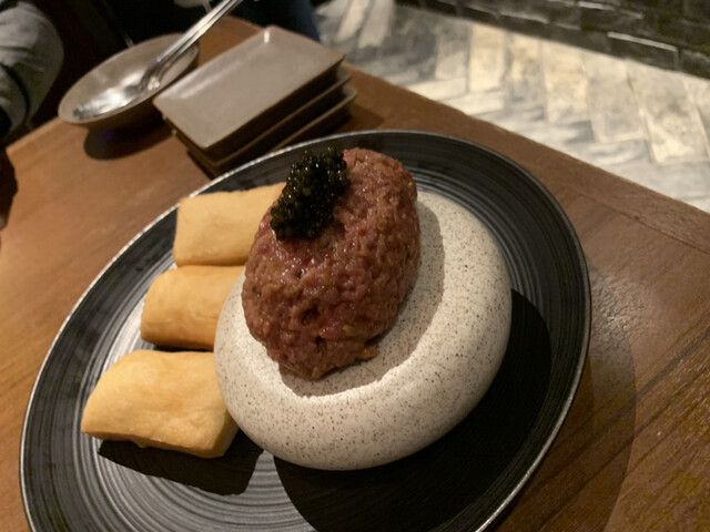 【지금쯤, 첫 번째 숲으로 향하고 있을 것이다.】
