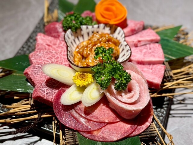 도쿄역 근처에서 맛있는 구이를 즐기세요！！