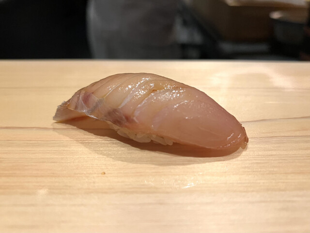 힘찬 성격의 시오리리자키 그룹 2호점에서, 높은 가성비를 자랑하는 런치 전용 손무리!