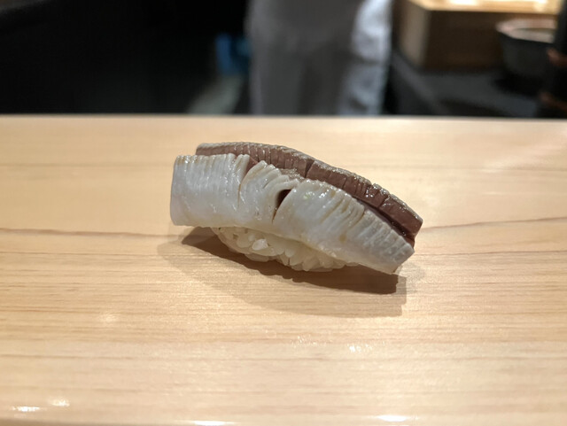 힘찬 성격의 시오리리자키 그룹 2호점에서, 높은 가성비를 자랑하는 런치 전용 손무리!