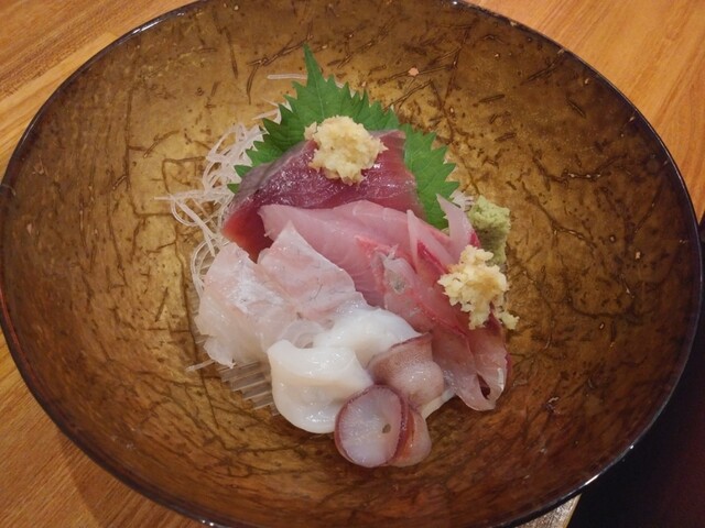美味しい酒とおいしい付け合わせ( ´∀`)b