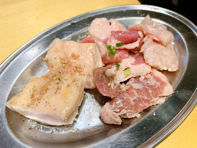 소고기 두 조가 가부키초메에 있어요♪