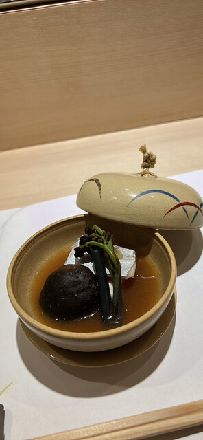 Sunday also open, a delicious sushi restaurant.