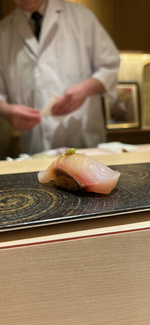 Sunday also open, a delicious sushi restaurant.
