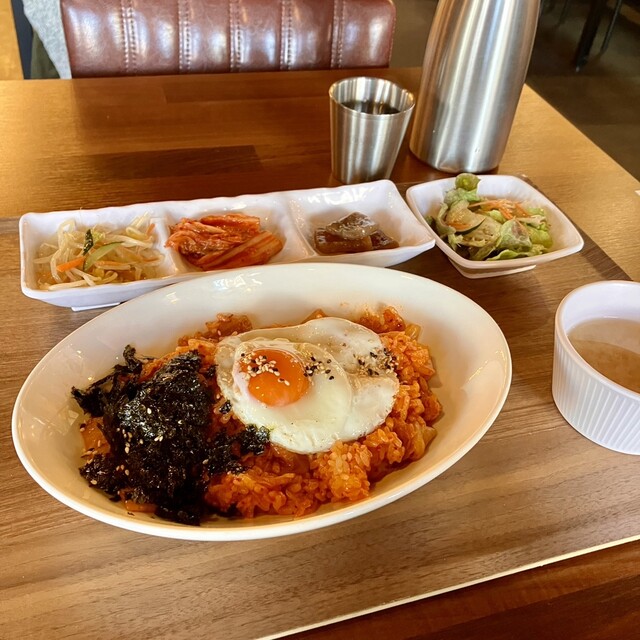 뜨거운 맛이 전해지는, 매혹적인 매운 맛의 스ンド우브치게