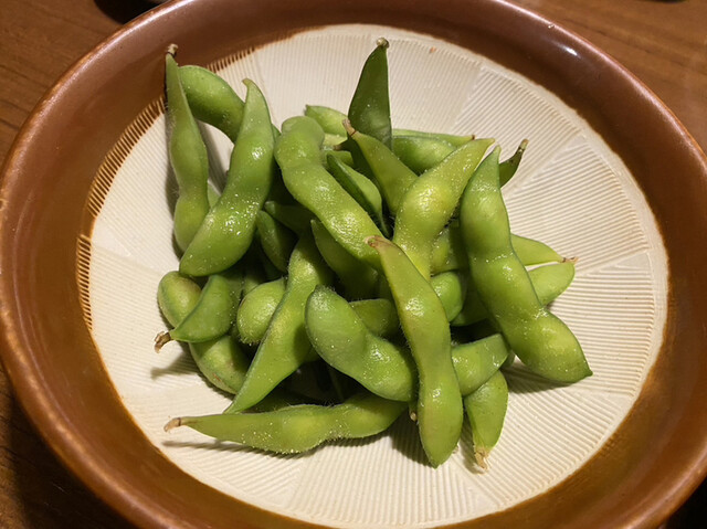寿司를 먹을 수 있는 술집이라면 정말 좋은 것 같아요. 진짜로요.