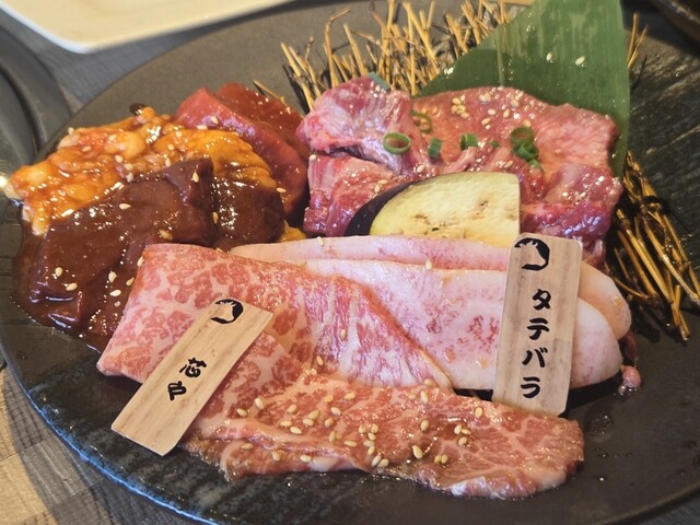 라이트는 저렴하고 고기도 맛있어요.