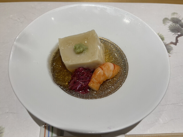 맛있는 스시와 일본 요리를 즐길 수 있는 신주쿠 요네가미 선생님을 다시 방문했습니다!