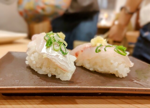 便利な寿司居酒屋