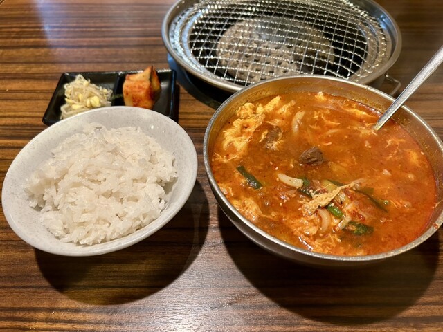 \\ 대박! 24시간 영업하는 런치, ¥680부터 시작합니다.