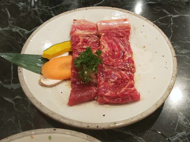 육질이 균일하고 결점이 전혀 없습니다! 간판에 적힌 메뉴에 힘을 얻습니다(´,,•ω•,,`)