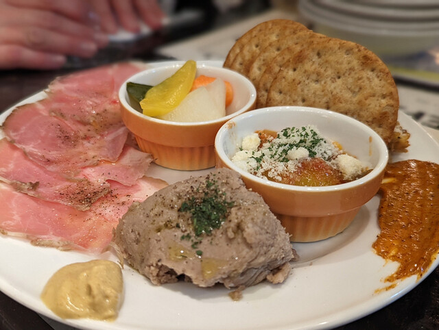 요코하마 쥬야마치 @ 편안하게 즐기기 좋은 분위기의 이탈리아 레스토랑, 칼니세리아 요코하마점에서 두 번째 파티를 했습니다.