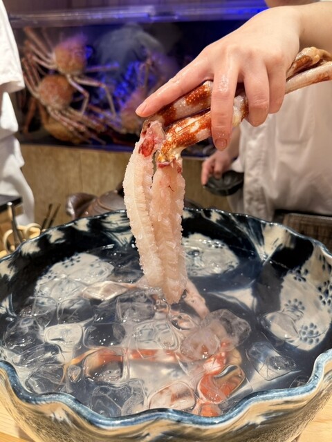타카아시가니를 먹을 수 있어요!!