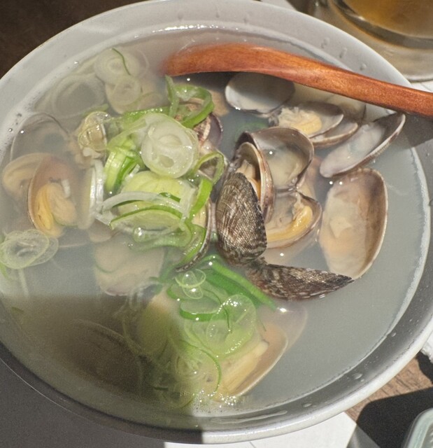 愛知県伏見駅近くの、メガサイズのドリンクと相性の良い魚料理