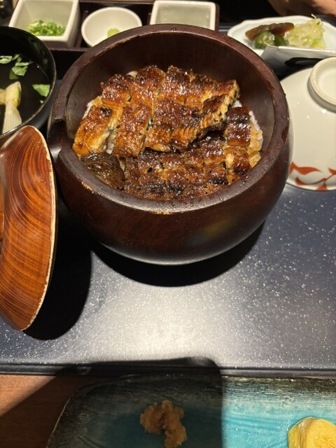 평일 밤에는 아주 쉽게 입장할 수 있었습니다.