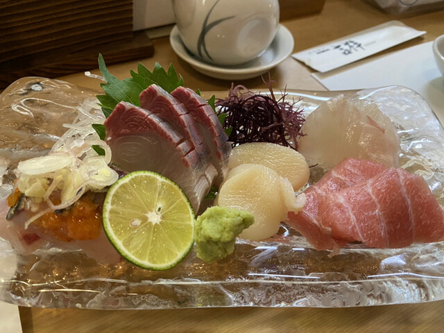 이 스시 가게는 한 점도 맛있어요!