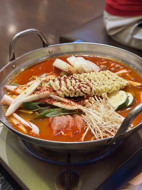 진한 붉은색의 유혹! 정말 맛있는 칸장세우♡