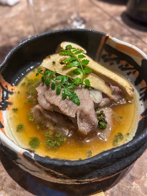 좋은 친구들과 함께 생일 파티를 했어요! 특히 스키야키가 정말 맛있었어요!