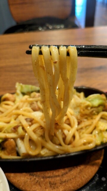 맛있는 “닭치아니 우도ん”에 저도 모르게 감탄했습니다.