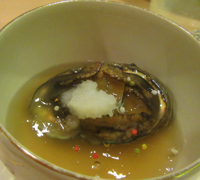 일본의 정통한 분위기를 충분히 즐길 수 있는 저녁 코스