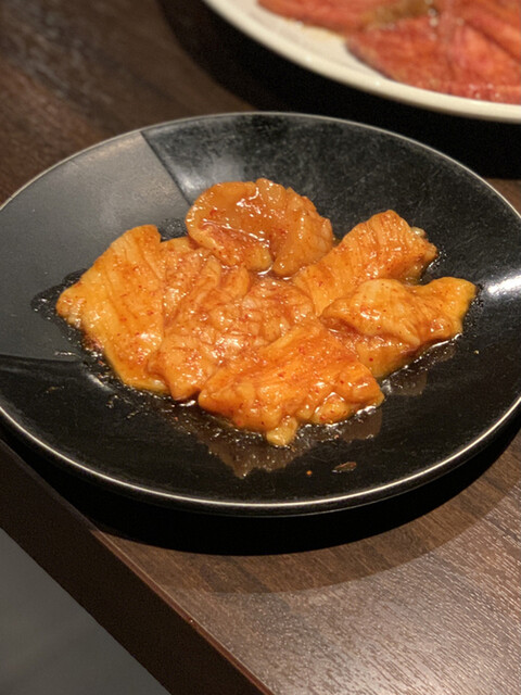매우 합리적인 가격으로 맛있는 구이를 즐길 수 있는 가게입니다.